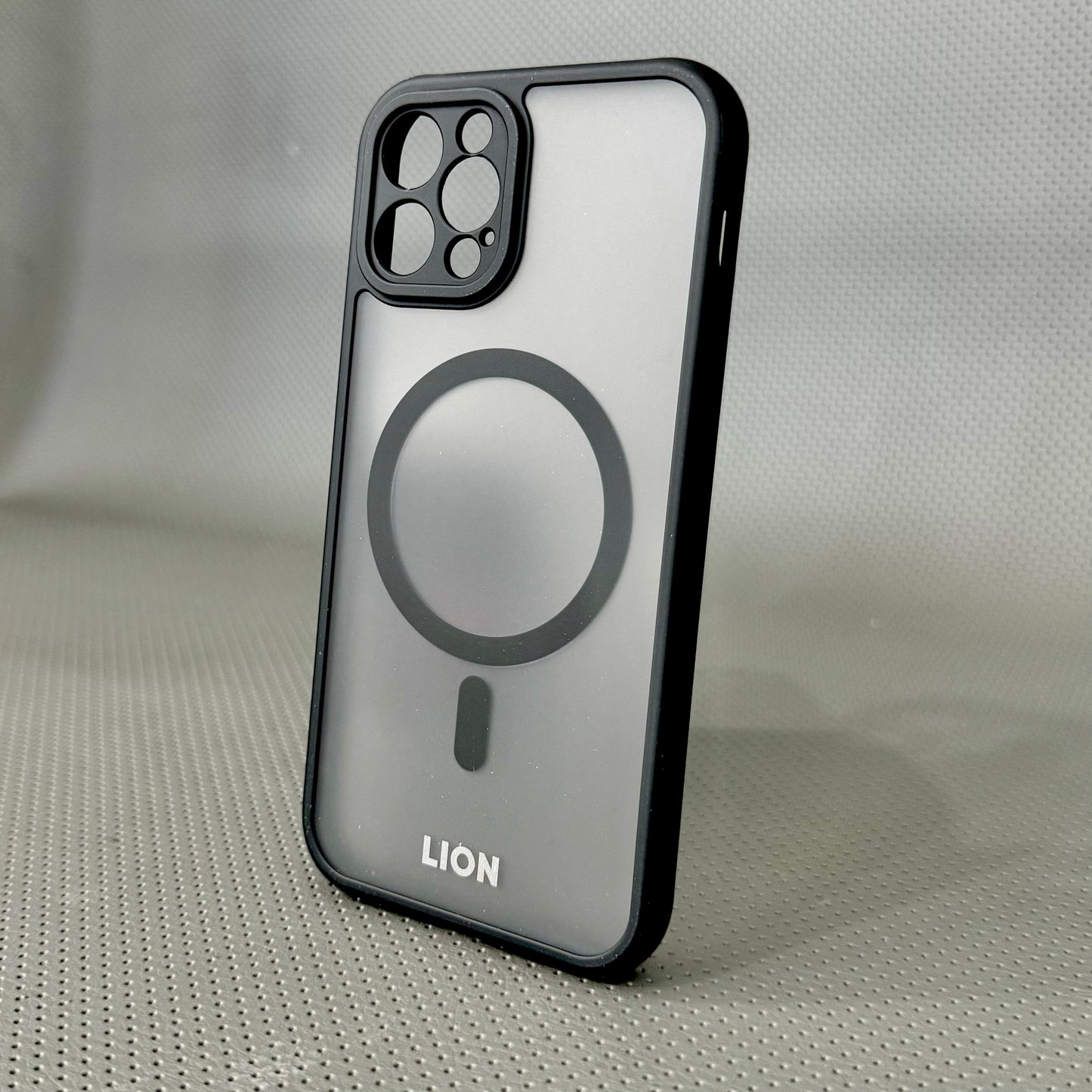 LION CASE #C1122 - iPhone