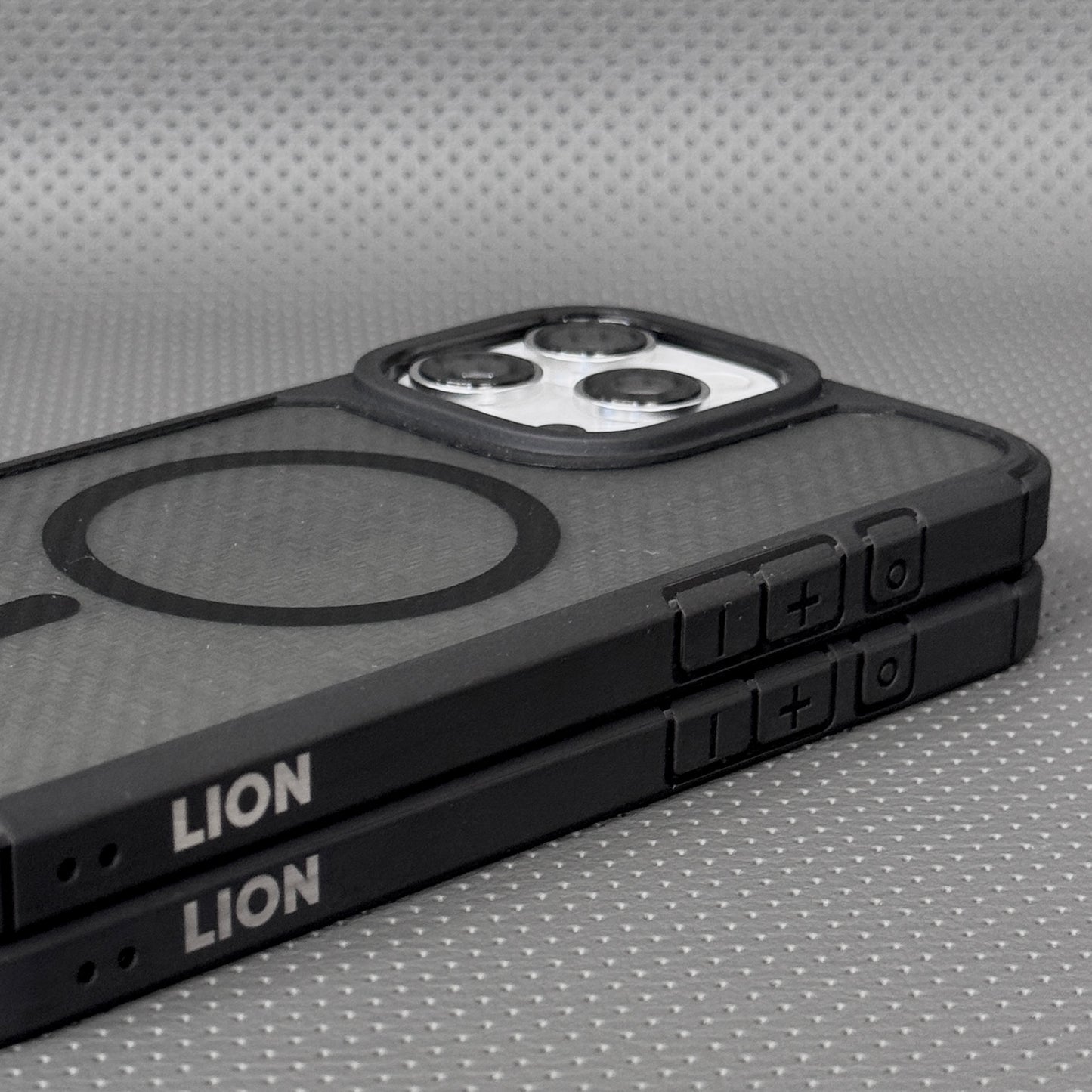 LION CASE #C201 - iPhone